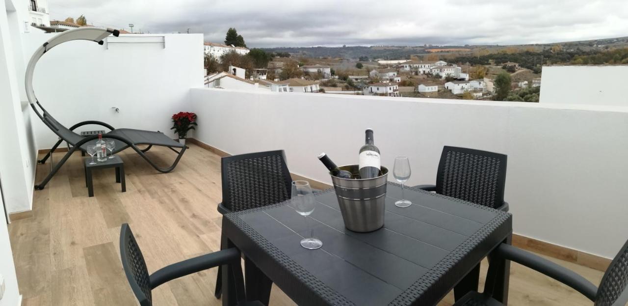 Apartament Atico Dayma Setenil De Las Bodegas Zewnętrze zdjęcie